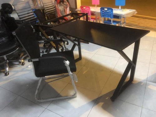 Combo bàn chân K và ghế 4019 đen Combo bàn chân K và ghế 4019 đen