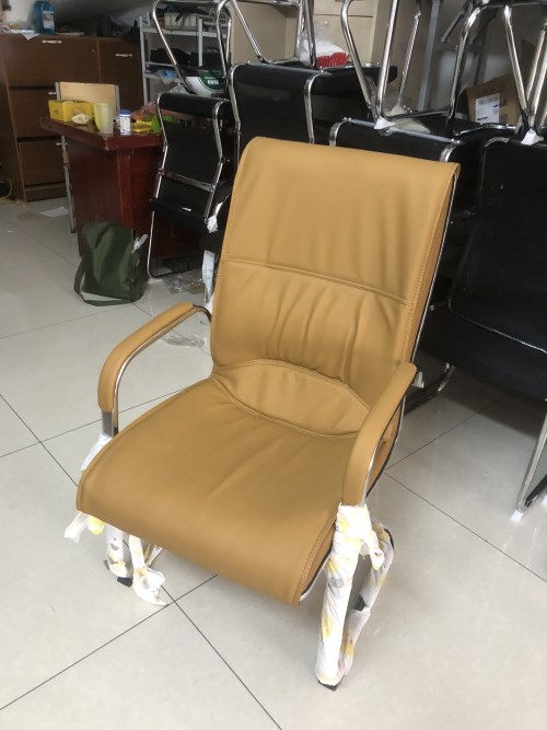 Ghế quỳ da D35 màu vàng nâu sang trọng Ghế quỳ da D35 màu vàng nâu sang trọng