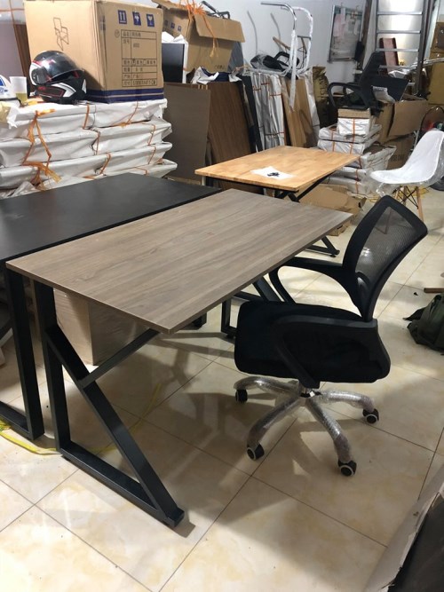 Combo 1 bàn K 1m2x0.6 + 1 ghế xoay 4005 Combo 1 bàn K 1m2x0.6 + 1 ghế xoay 4005